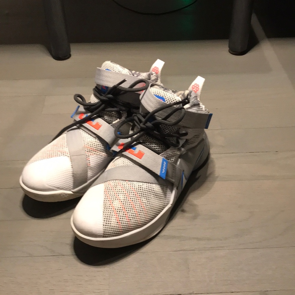 LeBron Soldier 9s